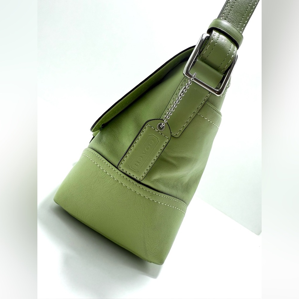 Vintage Coach Buckle Flap Shoulder Bag Soho Pistachio Green Leather F1196 - Picture 10 of 14